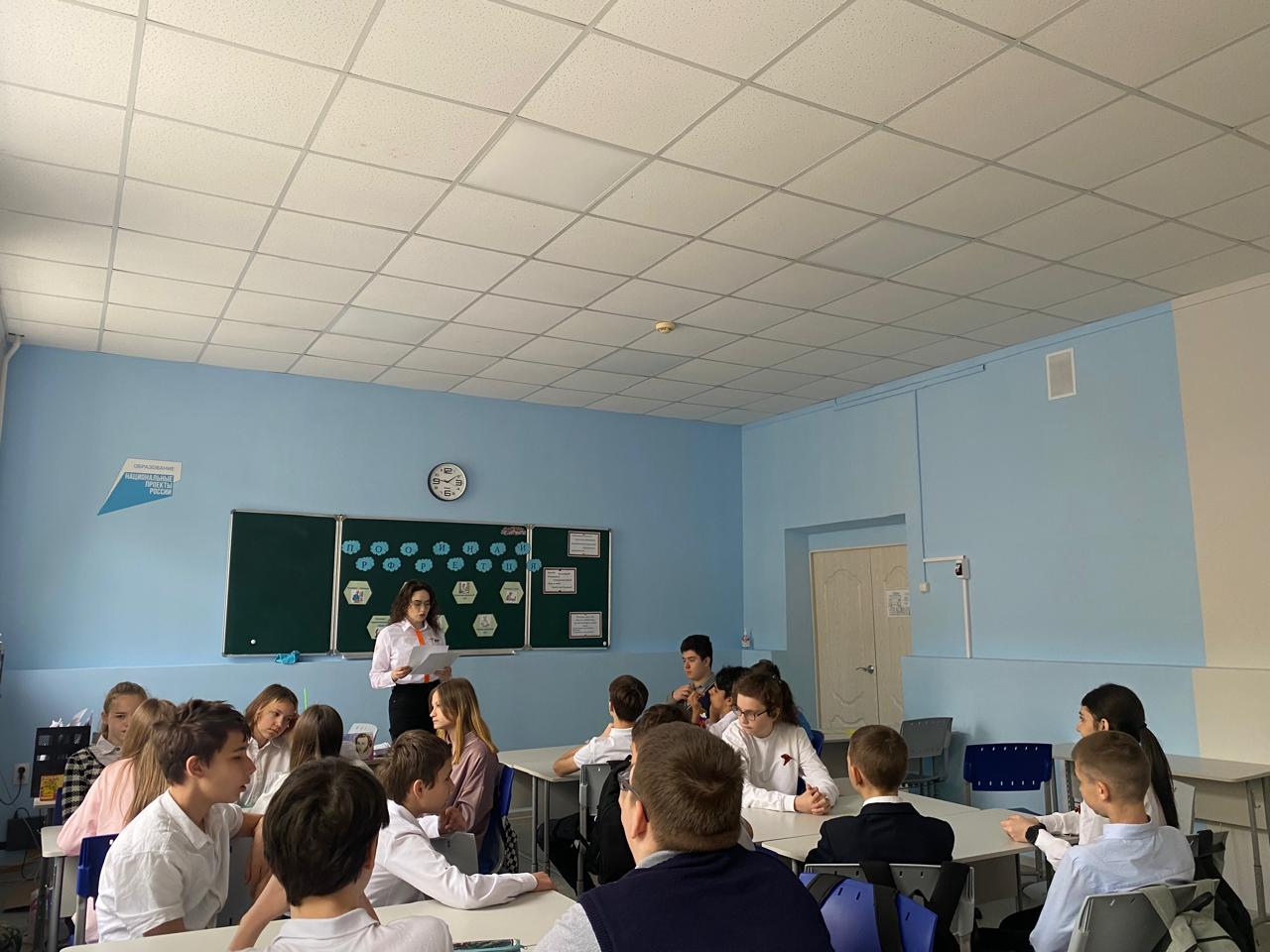 Праздник Весны и Труда.